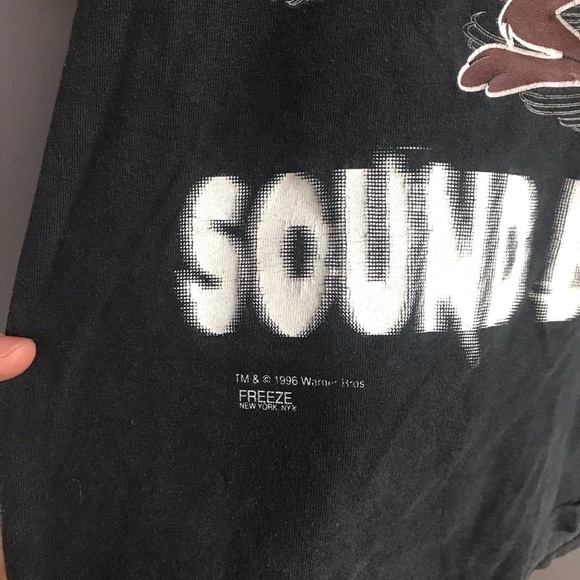 1995 Tasmanian Devil Warner Brothers T-Shirt - Picture 4 of 6